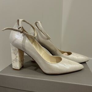 Freya Cream Chunky Heel Pumps with Glossy Finish